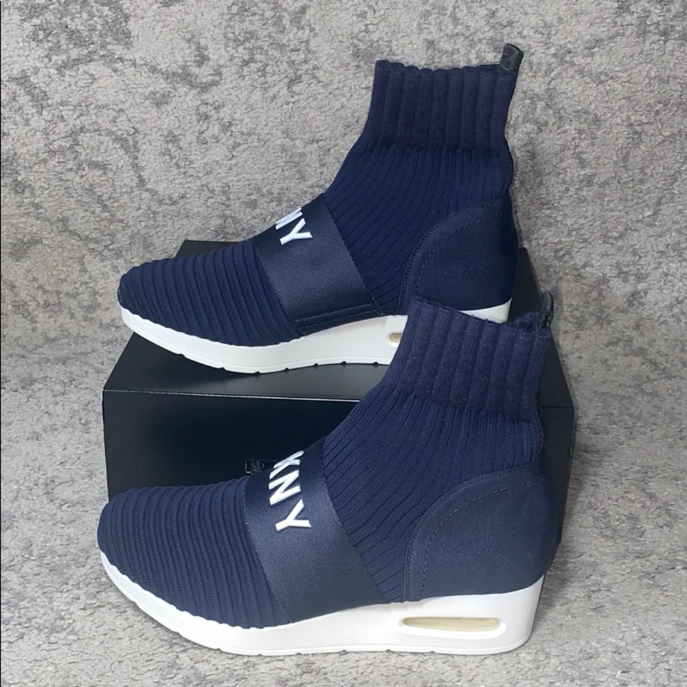 DKNY Anna Slip on Wedge Size 9.5 Navy Blue NWOT